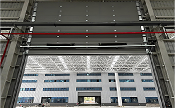 大武口工业提升门