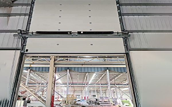 大武口工业提升门