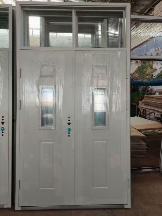 大武口学校教室门