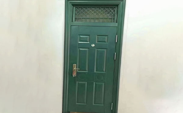 大武口学校教室门