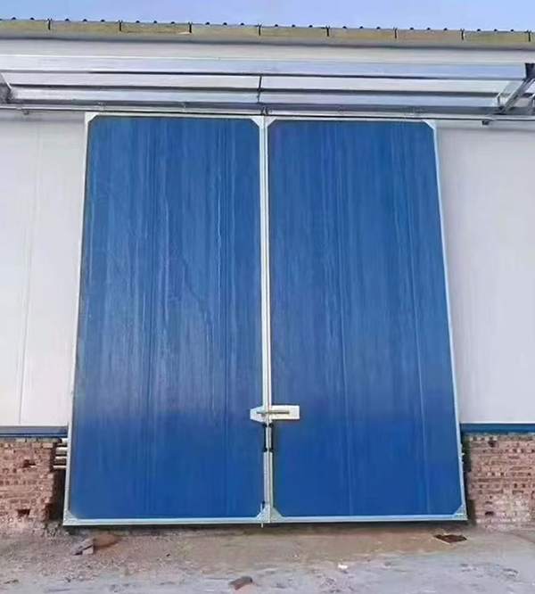 大武口工业门在大型仓储物流通道中的应用实例